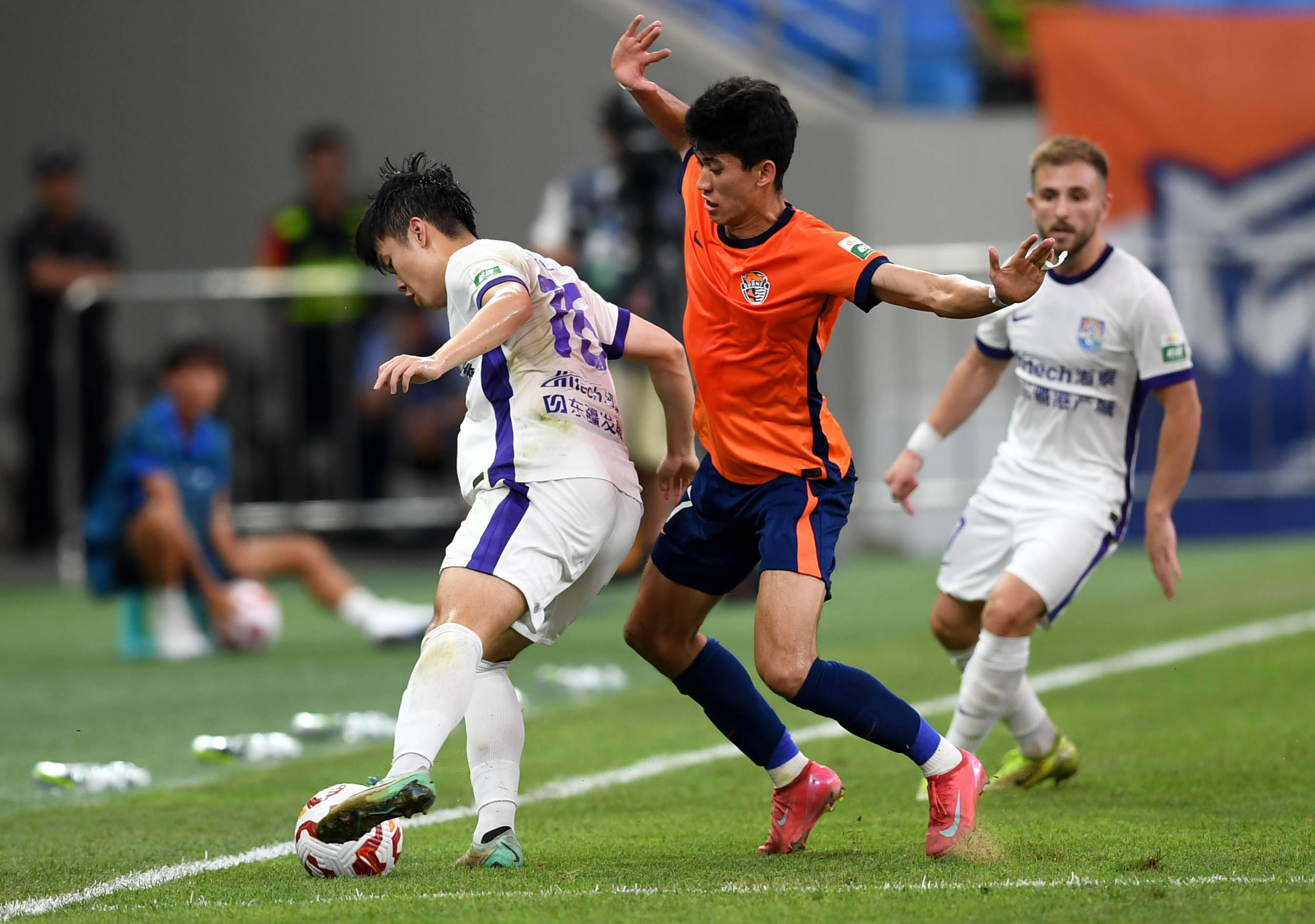 是保持状态 是保持状态